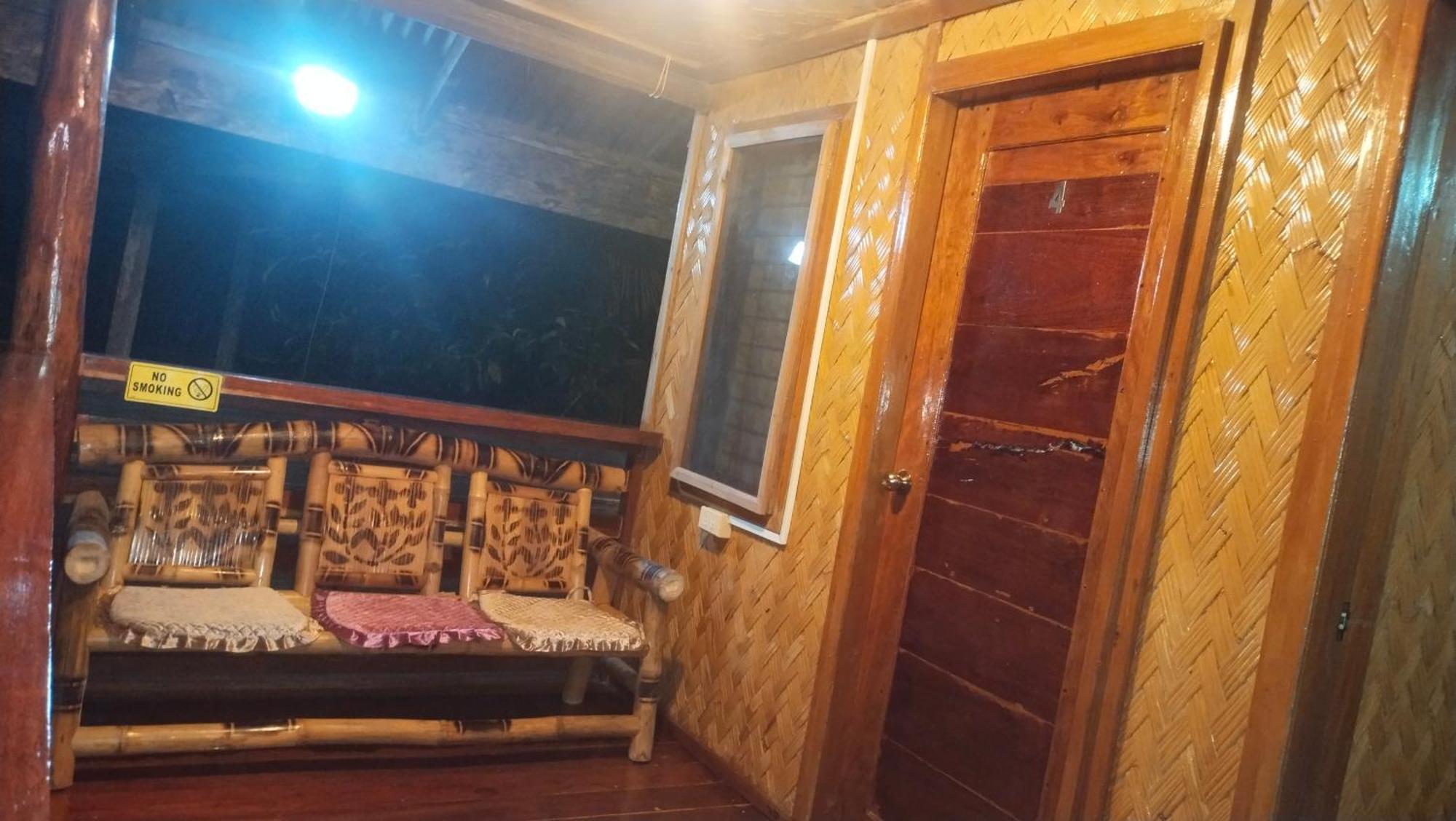 Ziah'S Guest House San Vicente  Rom bilde