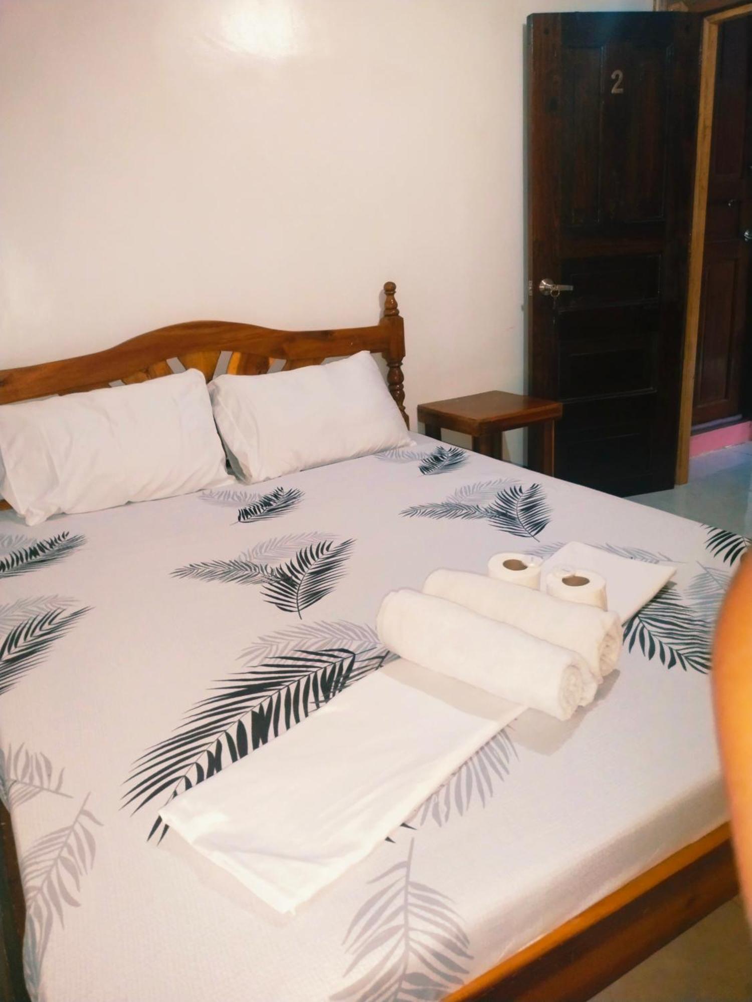 Ziah'S Guest House San Vicente  Rom bilde