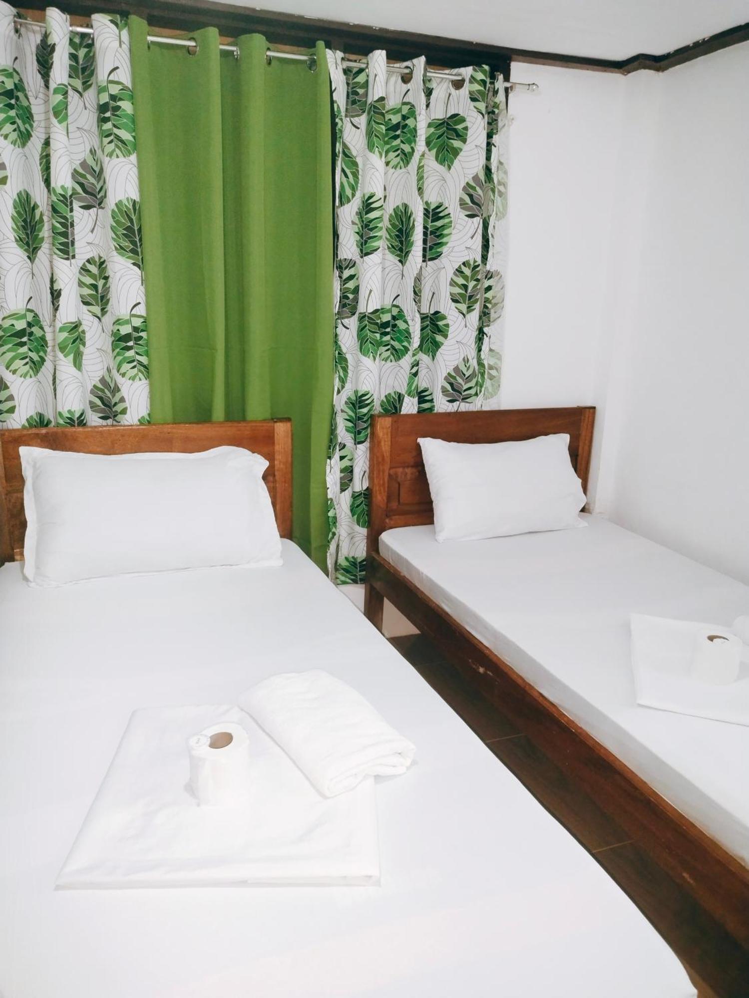 Ziah'S Guest House San Vicente  Rom bilde